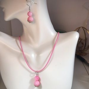 Set of pink jade earrings and necklace